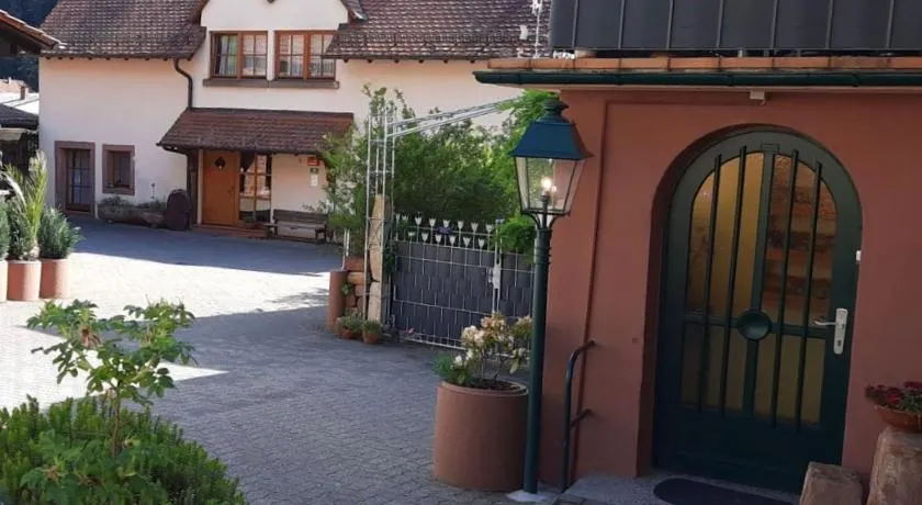 Pension - Gästehaus Zum Pfälzerwald - Image 1