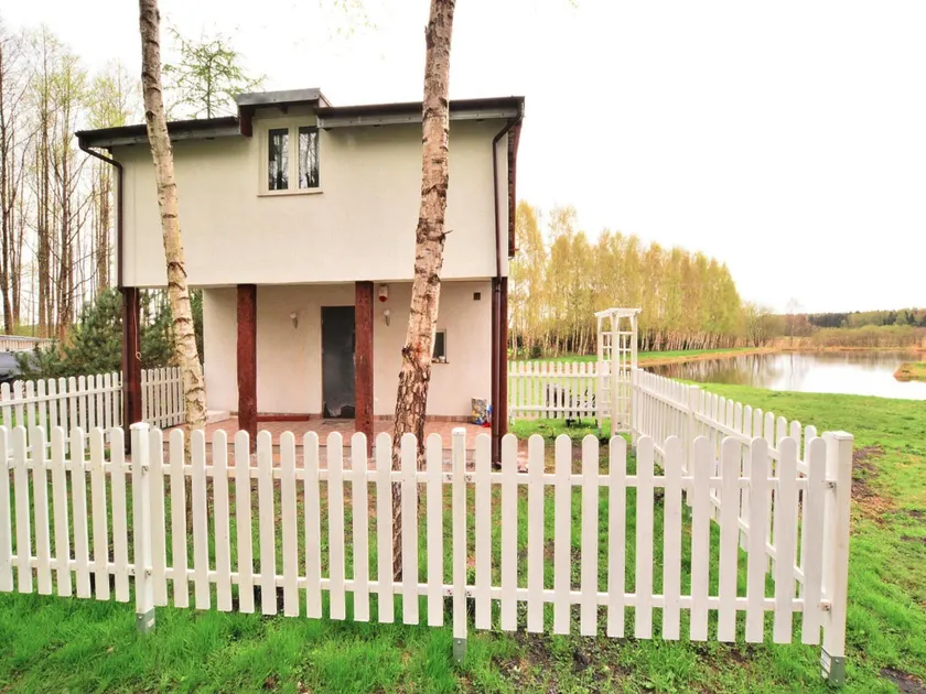 Holiday home by the pond, near Kolobrzeg - Image 1