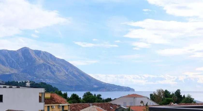 Central Sea View Studio Budva - Image 1