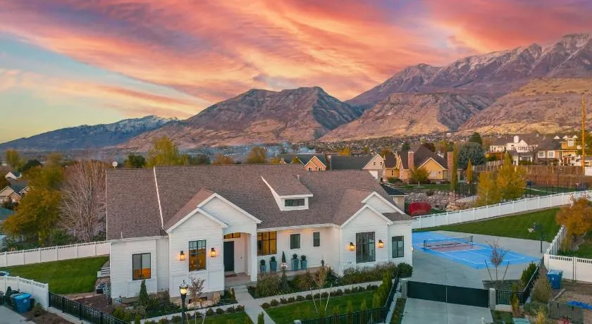 Luxe Family Retreat with Private Pickleball a Large Swim Spa indoor Movie Theatre 2 Outdoor Firepits a Home Gym and more - Image 1