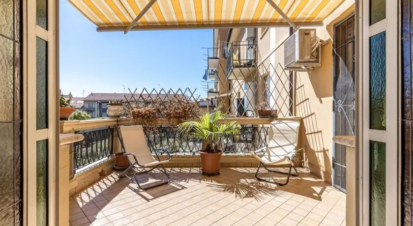 Appartamento con Ampia Terrazza - 10 minuti da Torino - Image 1