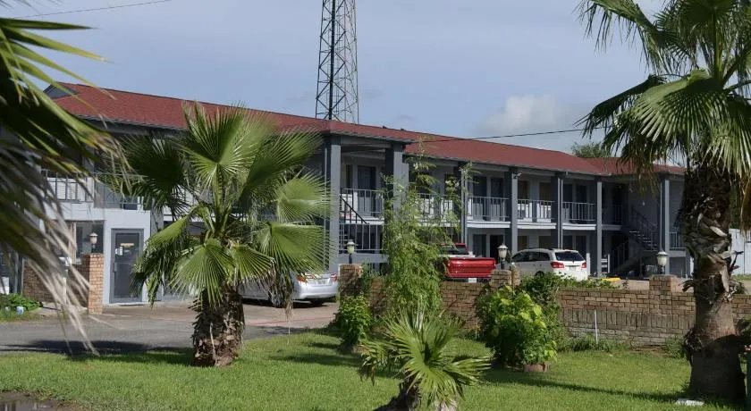 Royal Inn - Image 1
