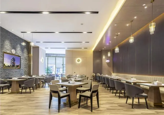 Premier City Comfort Hotel Quanzhou Wanda Plaza - Image 1