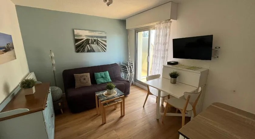 Residence Bois d'amour - Image 1