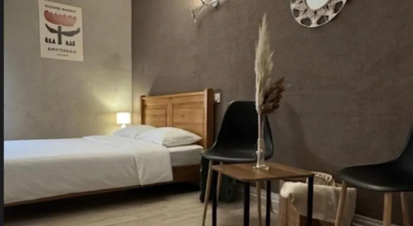 GOOD NIGHT HÔTEL By L'excess - Image 1