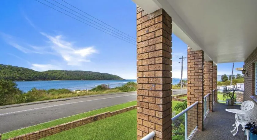 Coastal Charm Ettalong Beach - Image 1