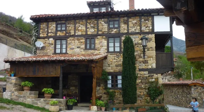 Posada Torcaz - Image 1