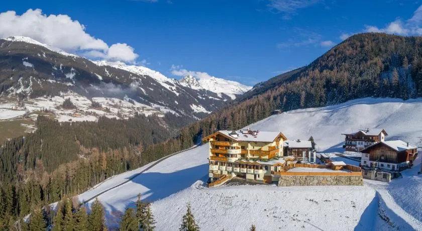 Gasthof Tannen - Alm - Image 1
