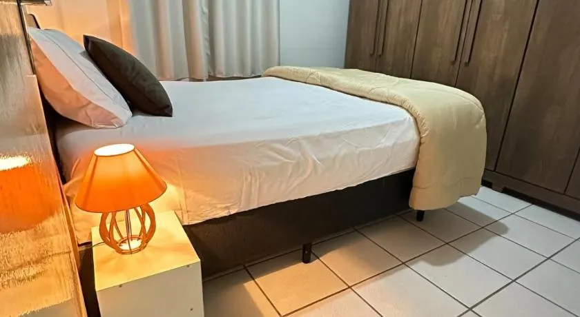 J Lindo Sobrado 2 quartos em condomínio no Centro - Image 1