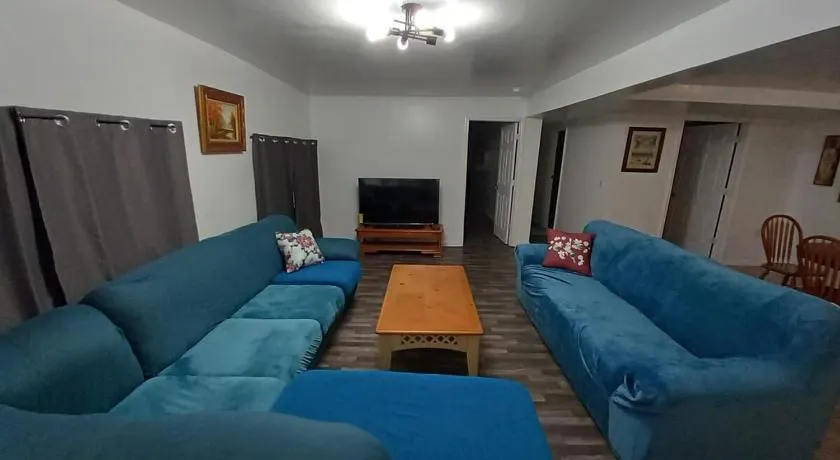 Sleeps 10 - 4BR - 2BA - 2 King 4 Twin - Near - WEC Silver Springs Zipline - Image 1
