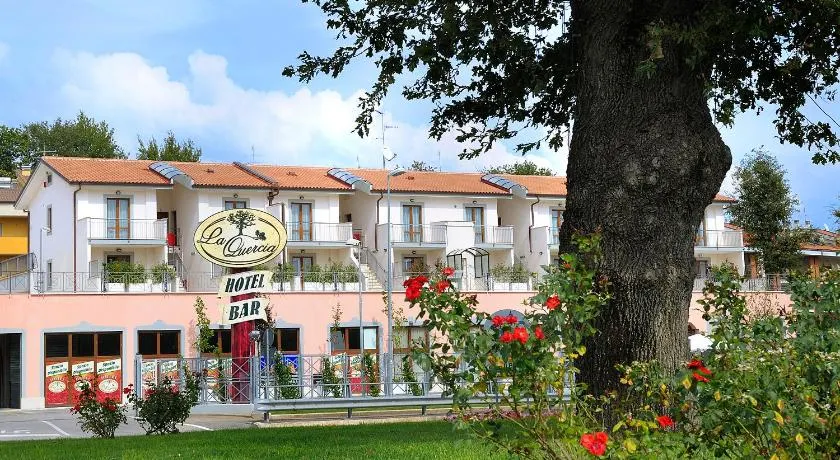 Hotel La Quercia - Image 1