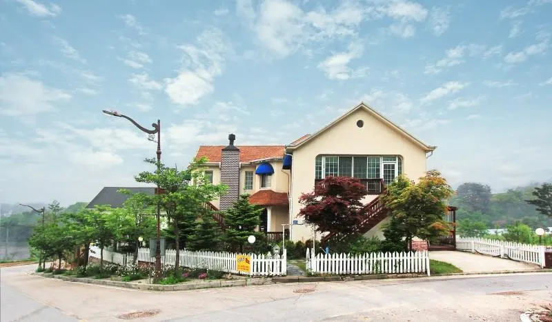Pyeongchang Daegwallyeong White Tree Pension - Image 1