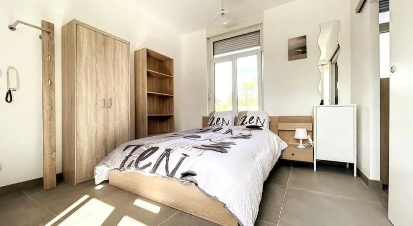 Huningoise Studio 2 Pers Proche Bale Parking Prive - Image 1