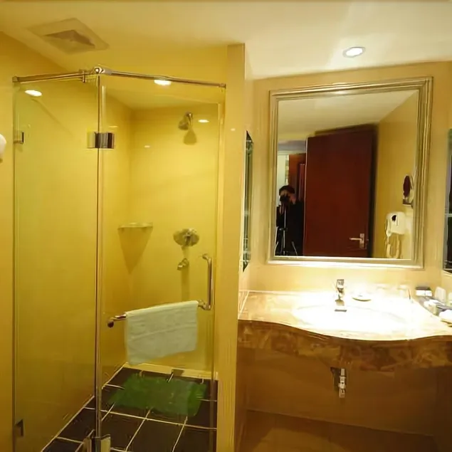 Hongfu Hotel - Image 1
