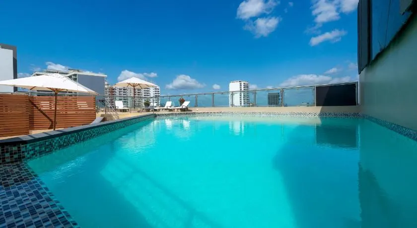 Hotel Avenida - Image 1