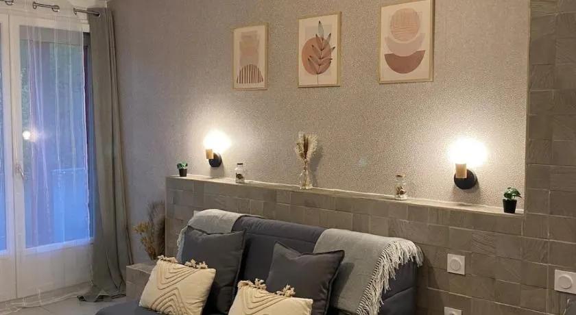 Le Spacieux - T1 Moderne et Cosy - Image 1
