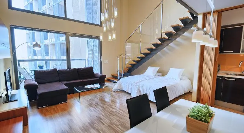 Ohmyloft Valencia - Image 1