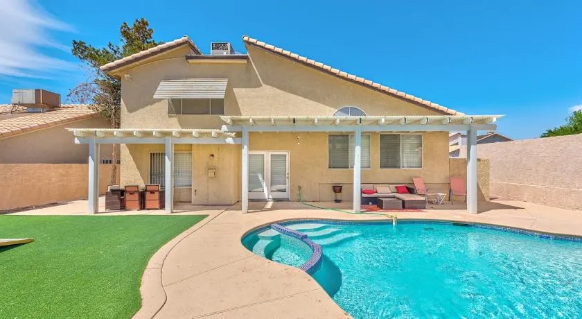 Incredible Home up to 12 guests, with pool - Image 1