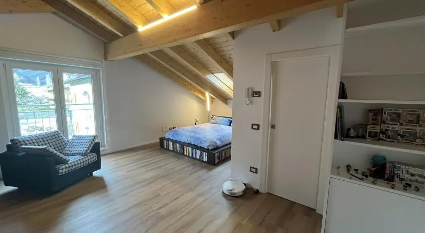 Rinaldelli Guest Room - Image 1