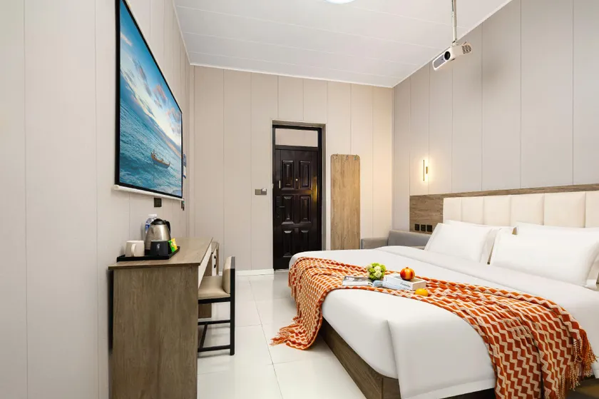 Rulan Theme Hotel (Xinxiang Normal University Branch) - Image 1