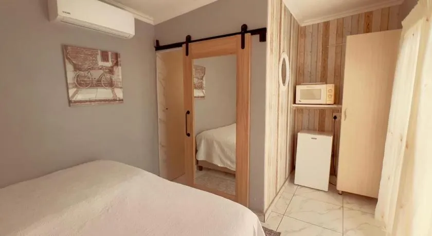 Oteng Lifestyle BnB - Image 1
