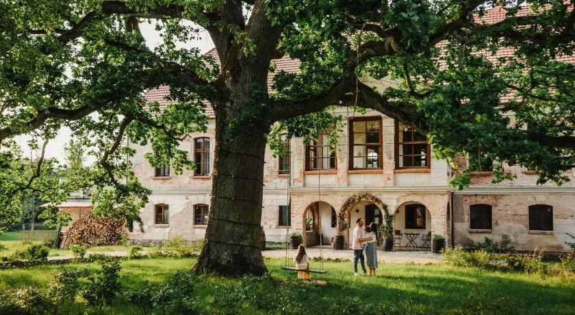 Folwark Wielka Wieś - Image 1