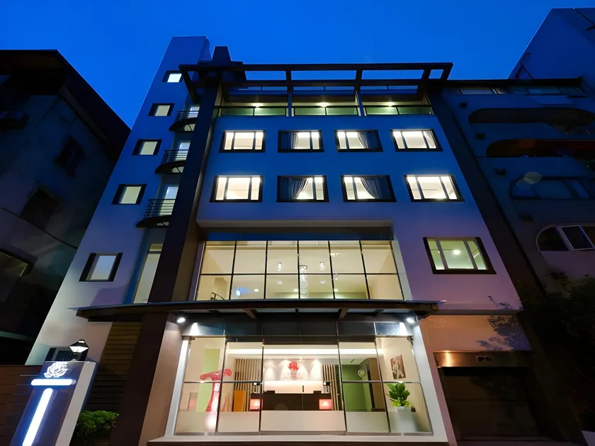 Royal Rose Hotel Xinsheng - Image 1