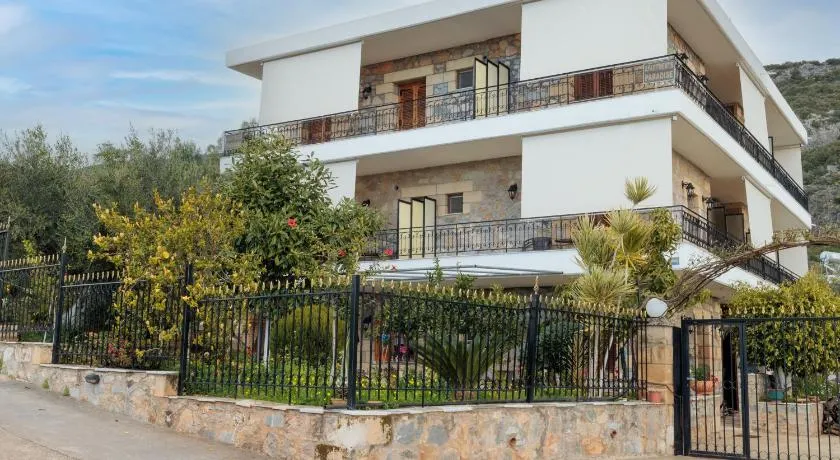 Paradeisos - Image 1