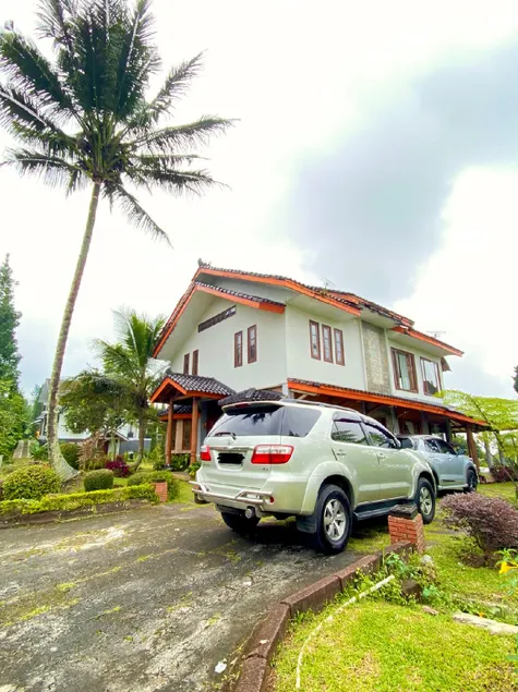 Villa Bata 9 Pakis - Image 1