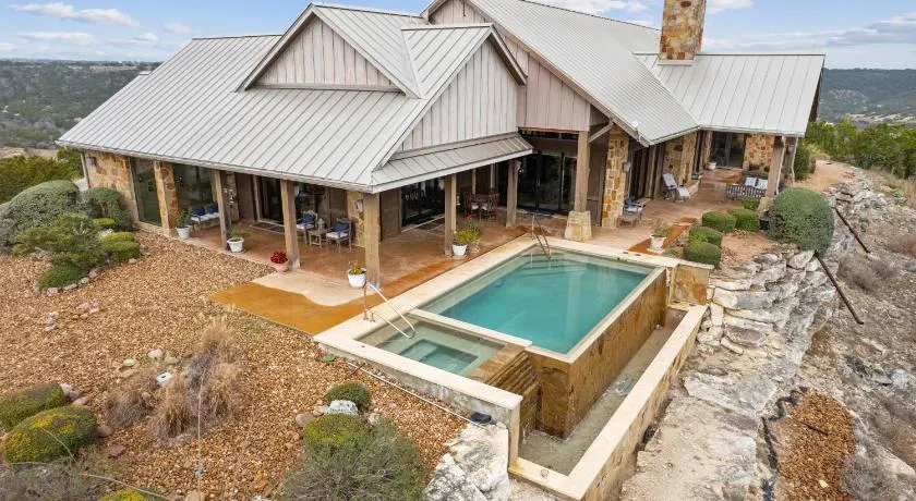 T Mountain Ranch - Image 1