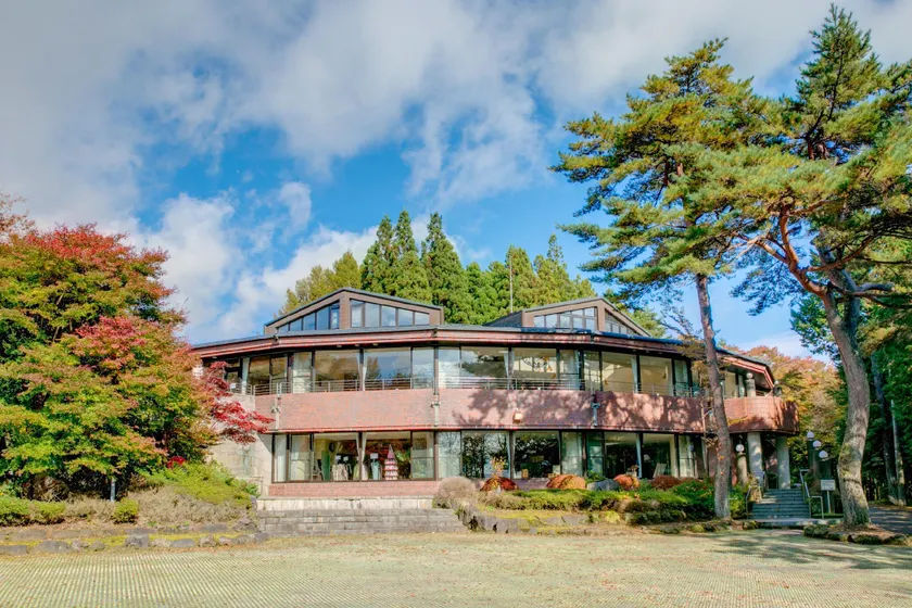 Lake Yamanakako Shuzansou - Image 1