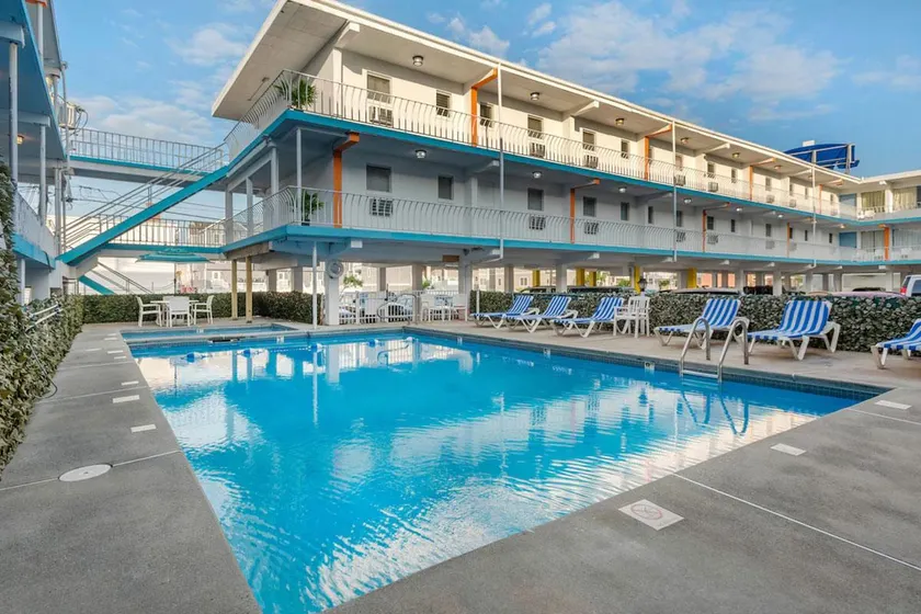 Hotel Cabana Oceanfront/Boardwalk - Image 1
