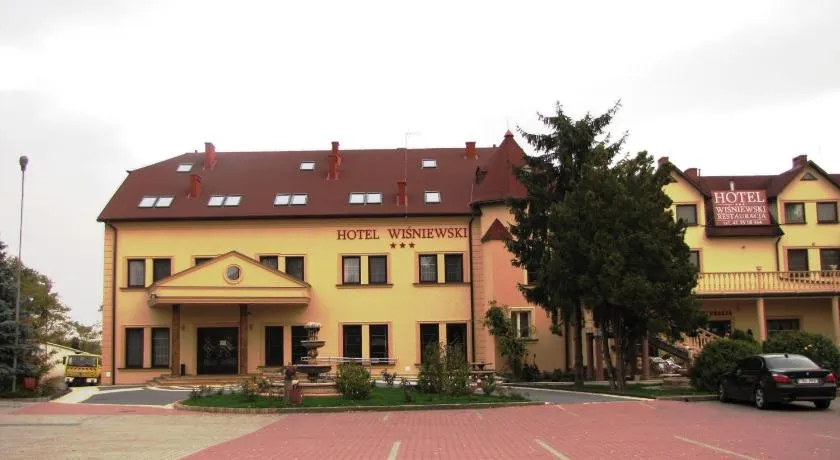 Hotel Wiśniewski - Image 1