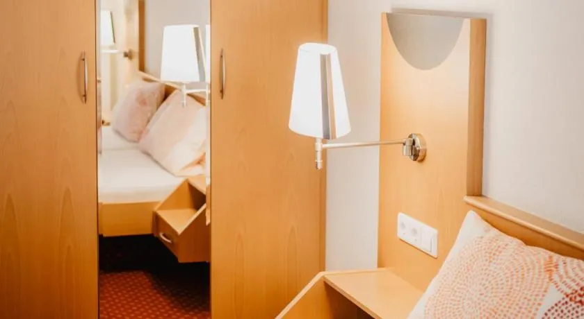 Hotel Garni Stube - Image 1