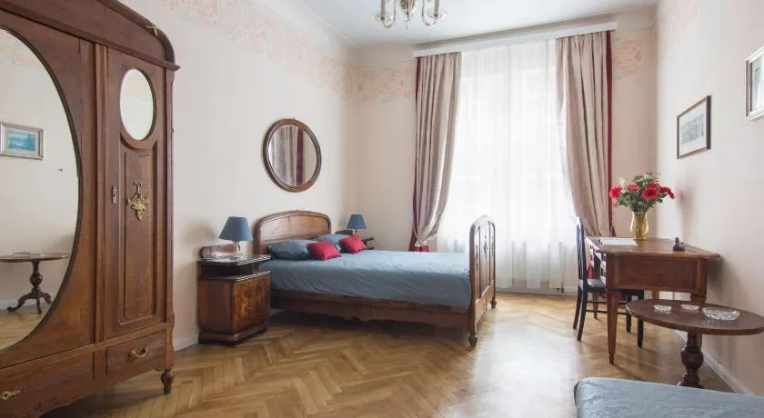 Prague Castle apartment Vintage - Image 1