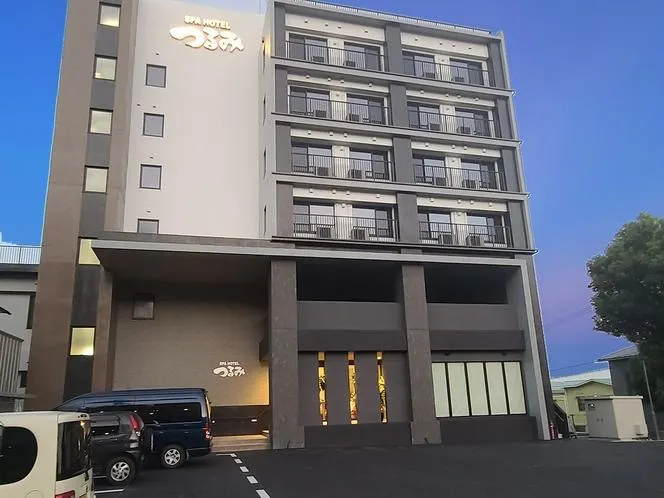 Beppu Onsen Spa Hotel Tsurumi - Image 1