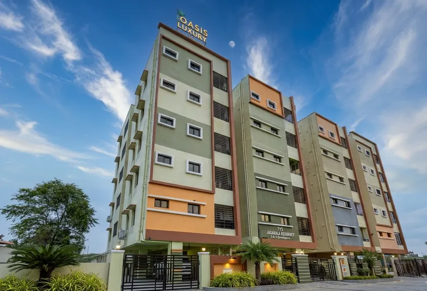 Oasis Guest Rooms - Image 1