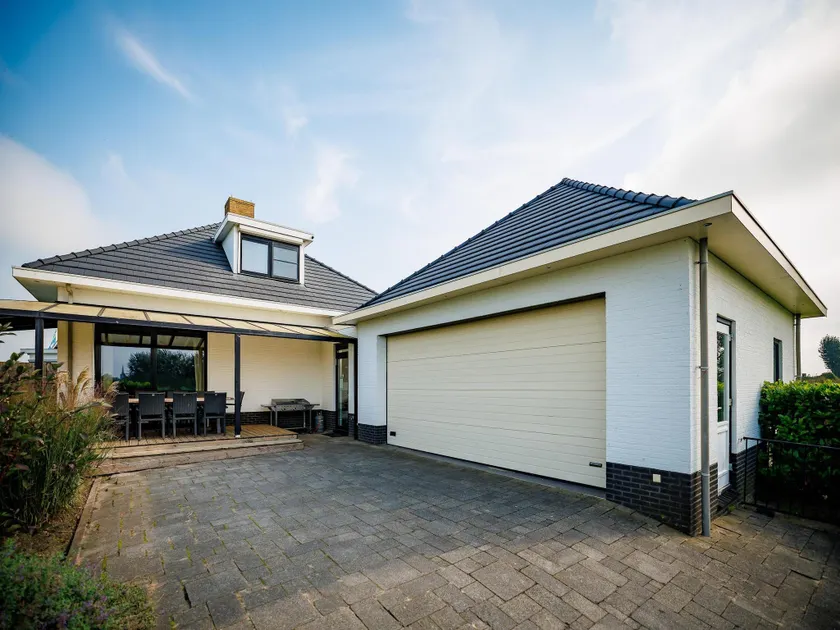 Holiday Home by Marina with Sauna  Games Room - Image 1