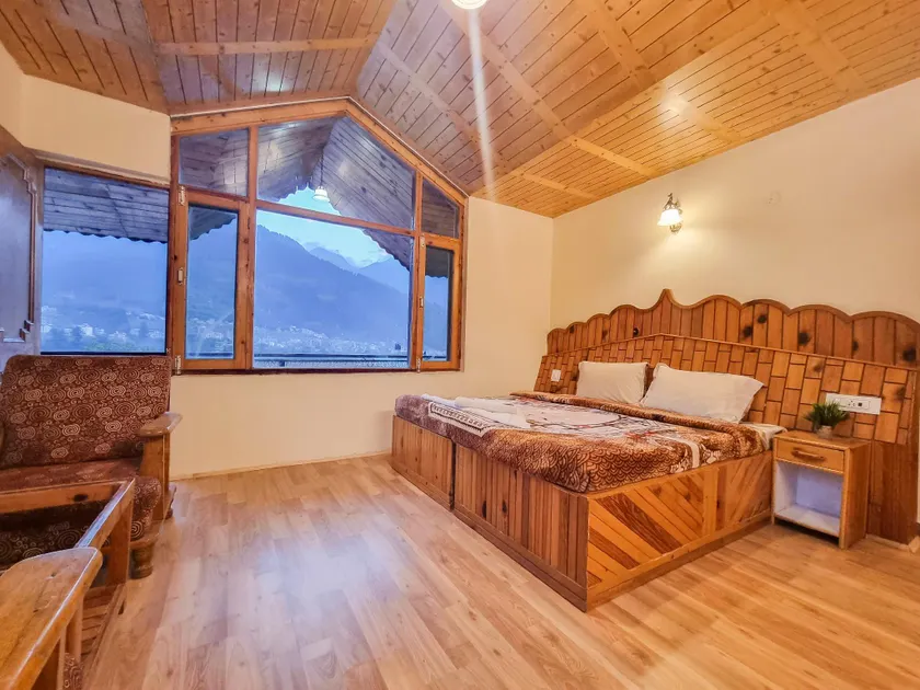 Dwellers Inn / Manali / Simsa / Mountain View - Image 1