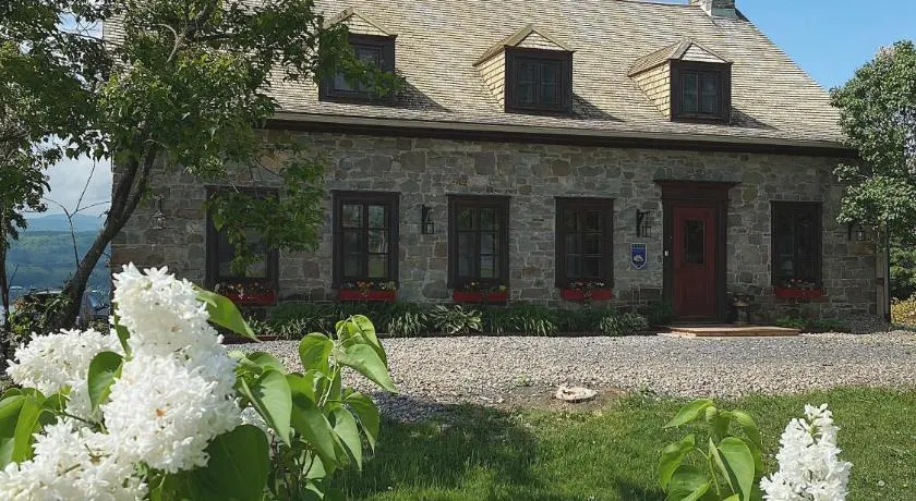 Domaine Steinbach Cidrerie B&B Distillerie - Image 1