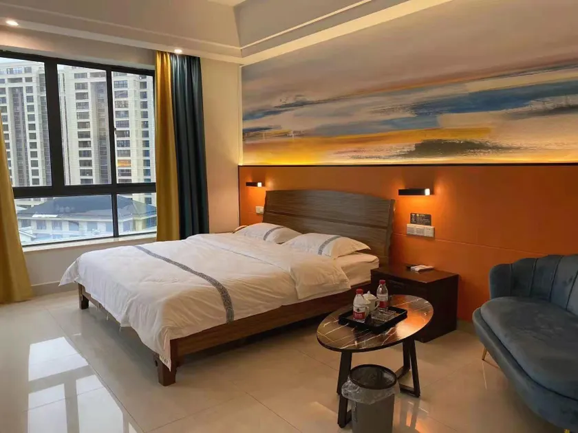 Houhai Meishe Hotel - Image 1