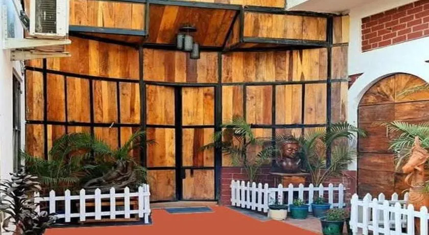 Panchobon Art Resort - Image 1