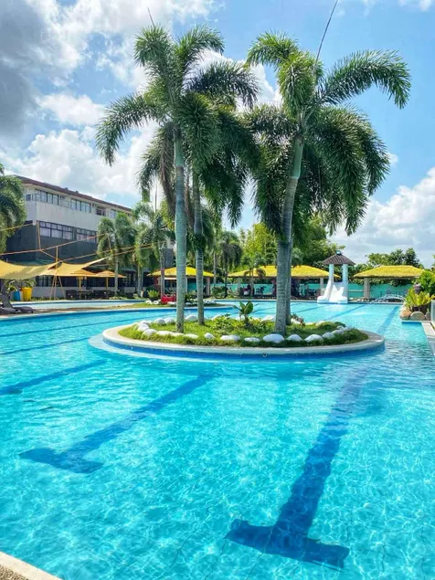 Northland Resort Hotel Manapla - Image 1