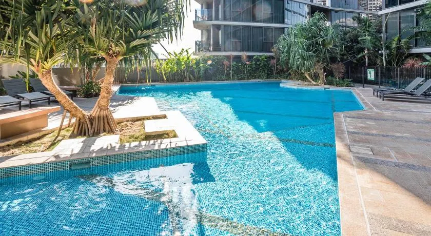 Southbank Apartment with pool Brisbane CBD Hosted by Homestayz - Image 1