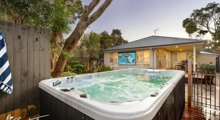 Rye Botanica-Swim Spa renovated amazing garden - Image 1