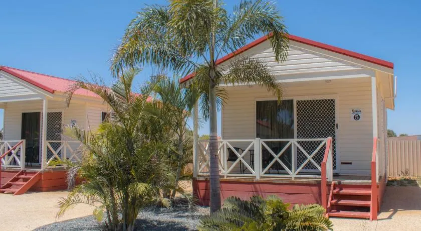 Outback Oasis Caravan Park - Image 1
