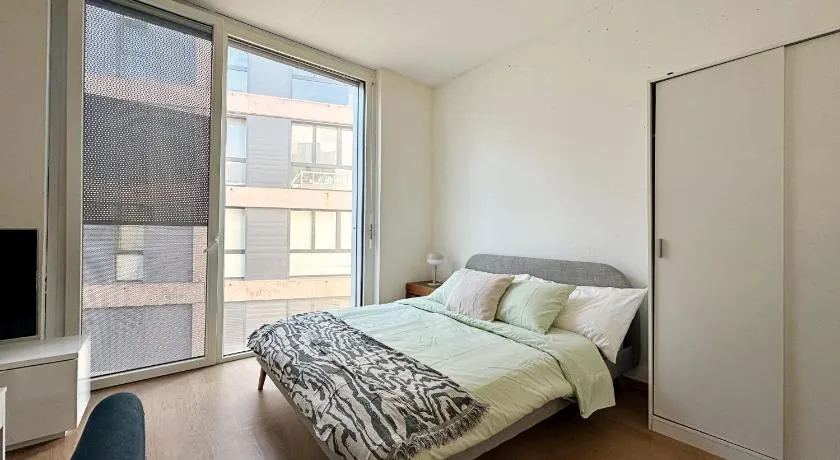Studio dans les haut de Lausanne 06 - Image 1