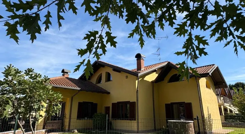 AirSisters Home - Image 1