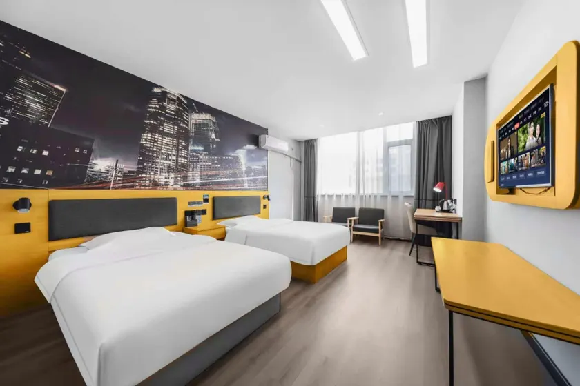 Thank U Hotel (Handan Weixian Tianan Avenue Central Hospital Branch) - Image 1