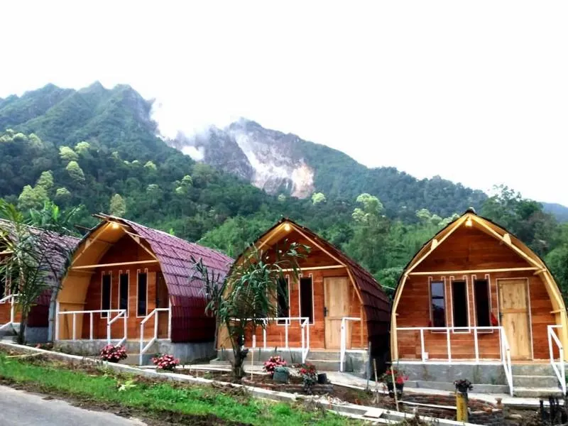 Penginapan puncak Dua Mitra RedDoorz - Image 1